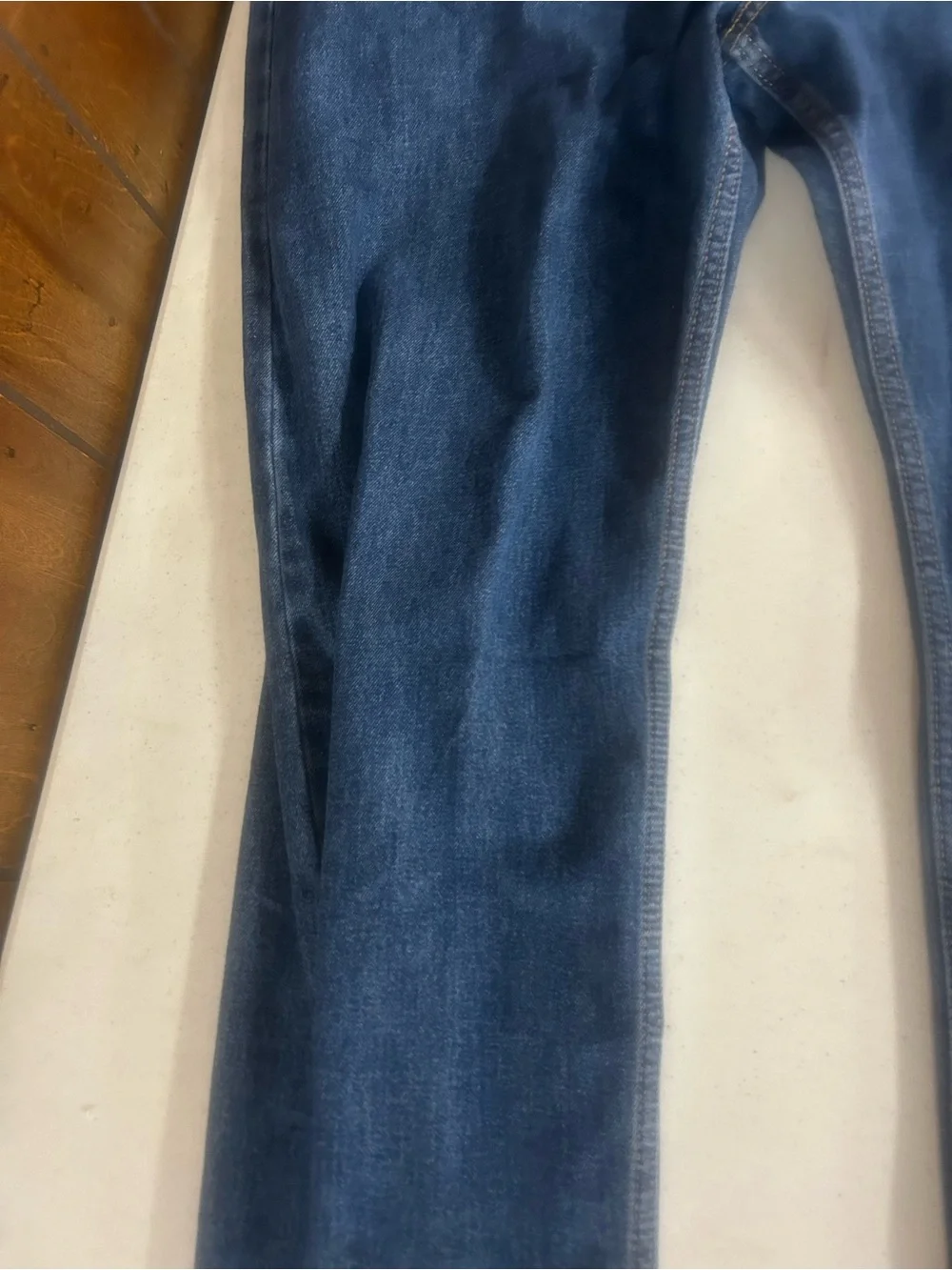 Levi's 505 Men's Dark Indigo Relaxed Jeans 50x28 Brand New
